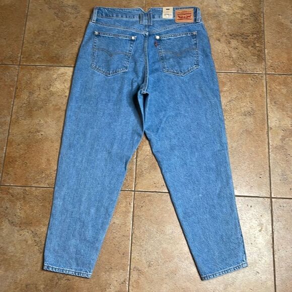 NWT Levi's High Waisted Taper Jeans Mom 31 - Picture 4 of 9